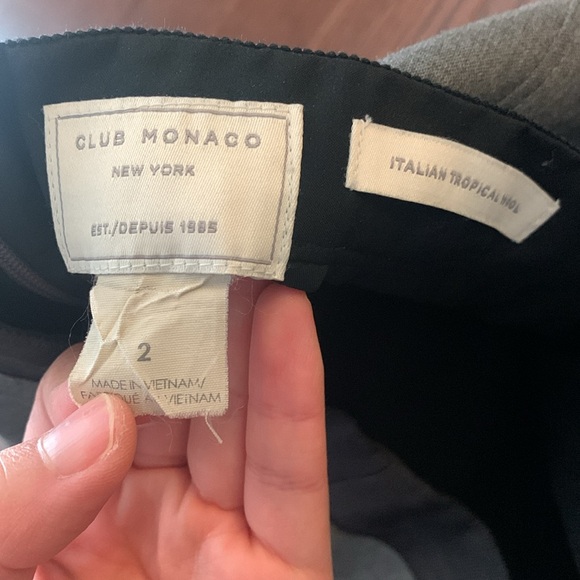 Club Monaco wool skirt - Picture 2 of 2